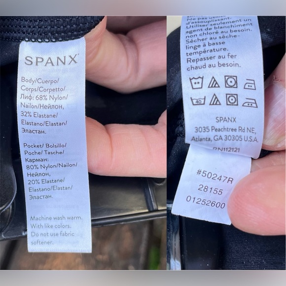 Spanx Booty Boost Active 7/8 Sculpting Leggings In Midnight Butterfly NWOT Sz S - Picture 4 of 15